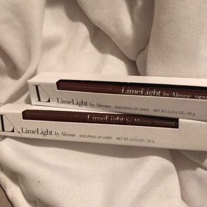 LimelightByAlcone Enduring Lip Liner #7